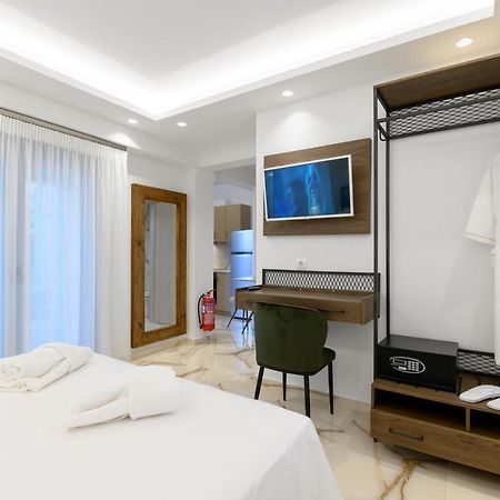 Momento Luxury Apartments Walking Distance From The Beach Nikiana Exterior foto