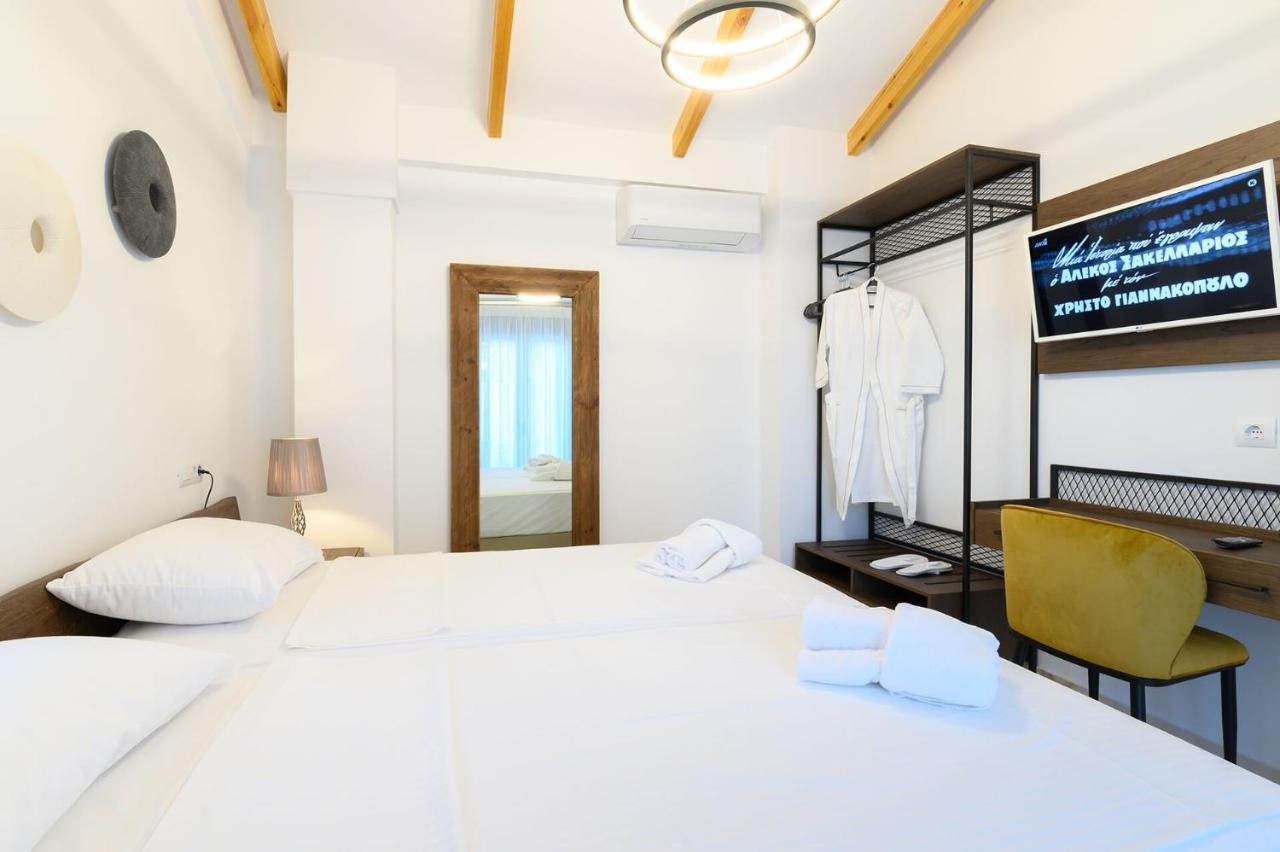 Momento Luxury Apartments Walking Distance From The Beach Nikiana Exterior foto