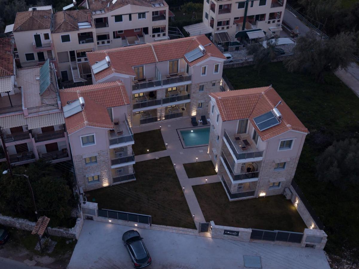 Momento Luxury Apartments Walking Distance From The Beach Nikiana Exterior foto