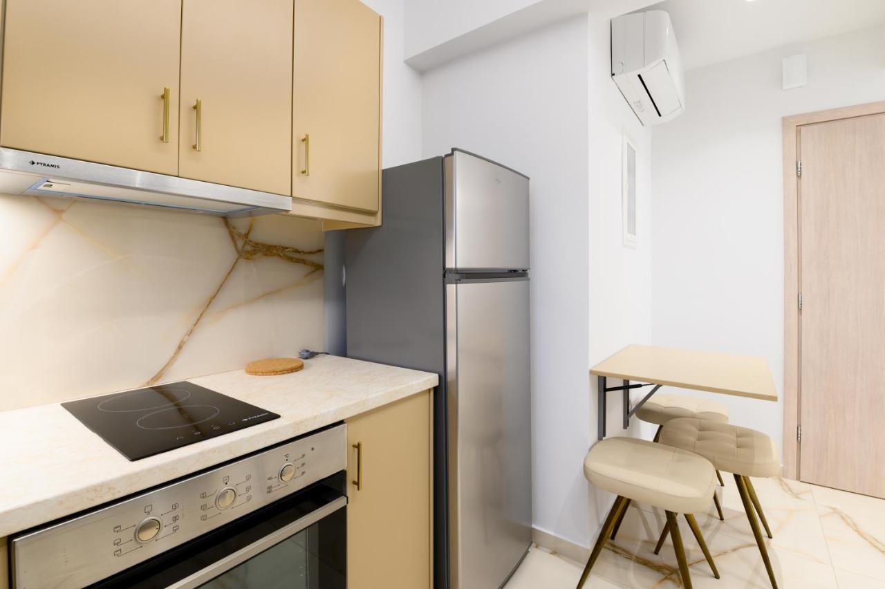 Momento Luxury Apartments Walking Distance From The Beach Nikiana Exterior foto