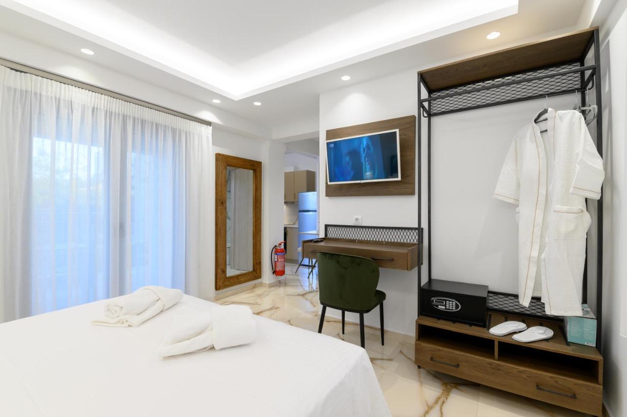 Momento Luxury Apartments Walking Distance From The Beach Nikiana Exterior foto