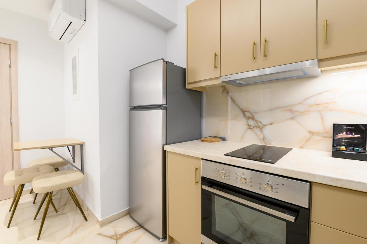 Momento Luxury Apartments Walking Distance From The Beach Nikiana Exterior foto